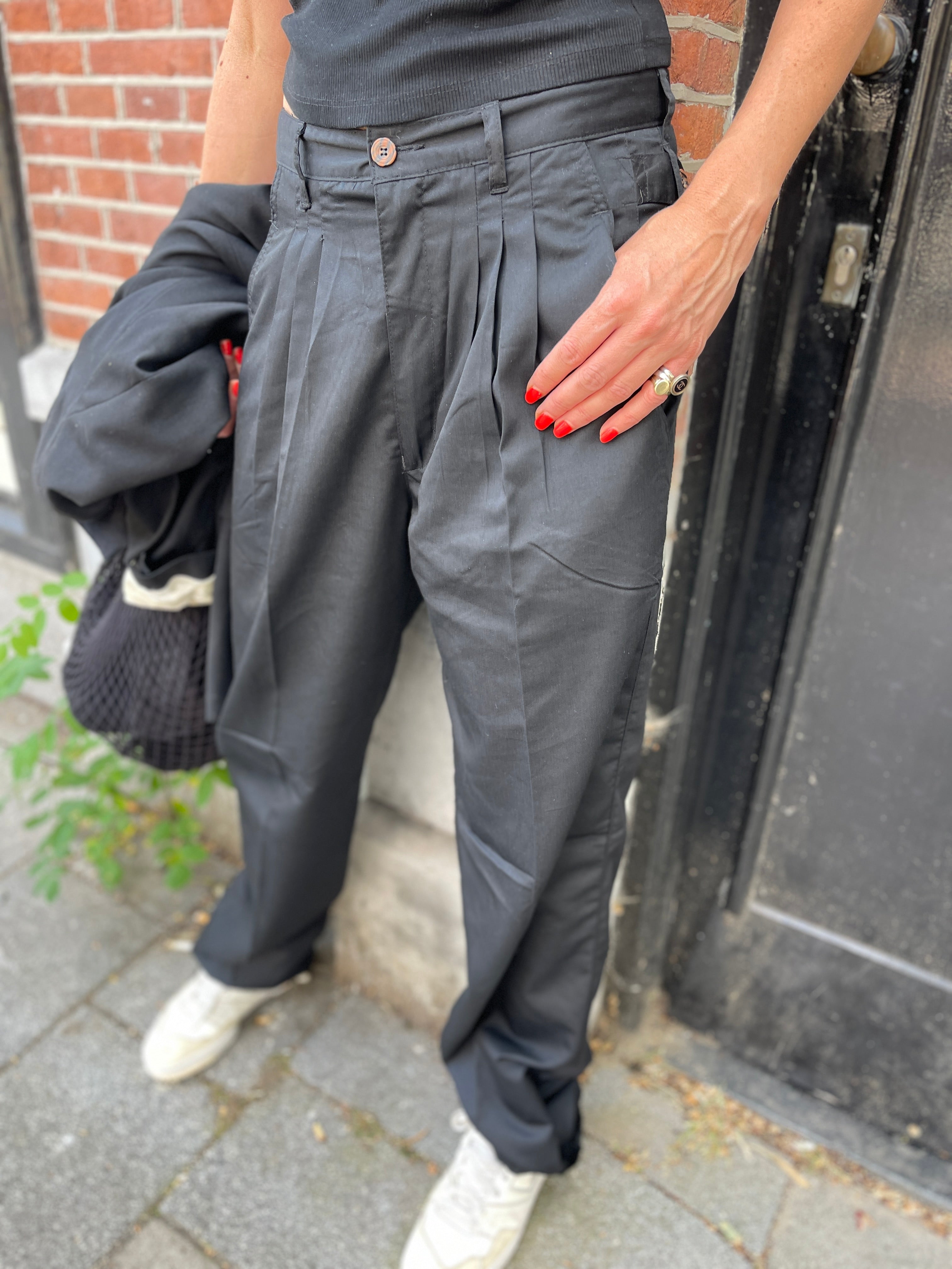 Black pleated 80's pants