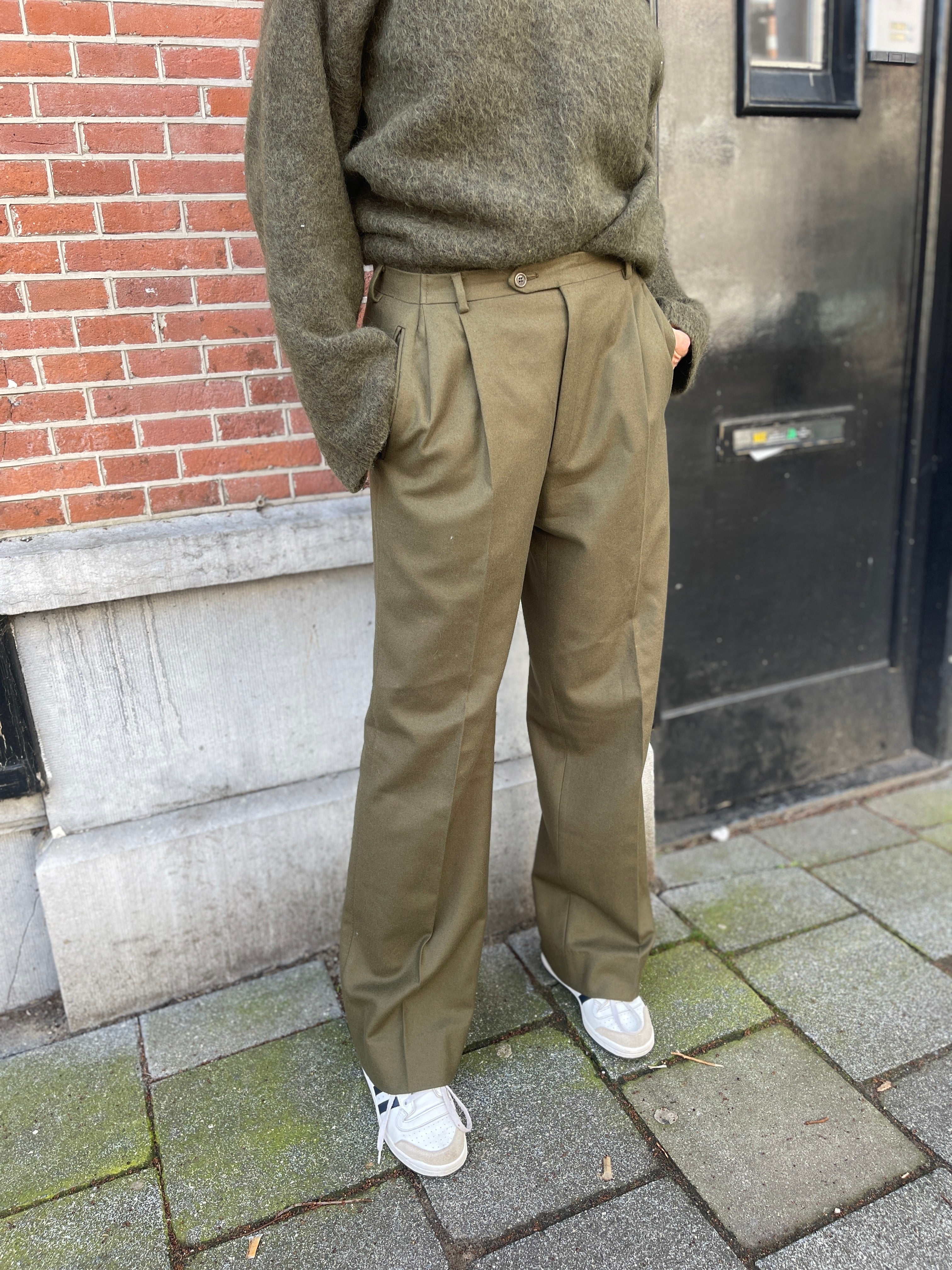 Army green pleated pant.