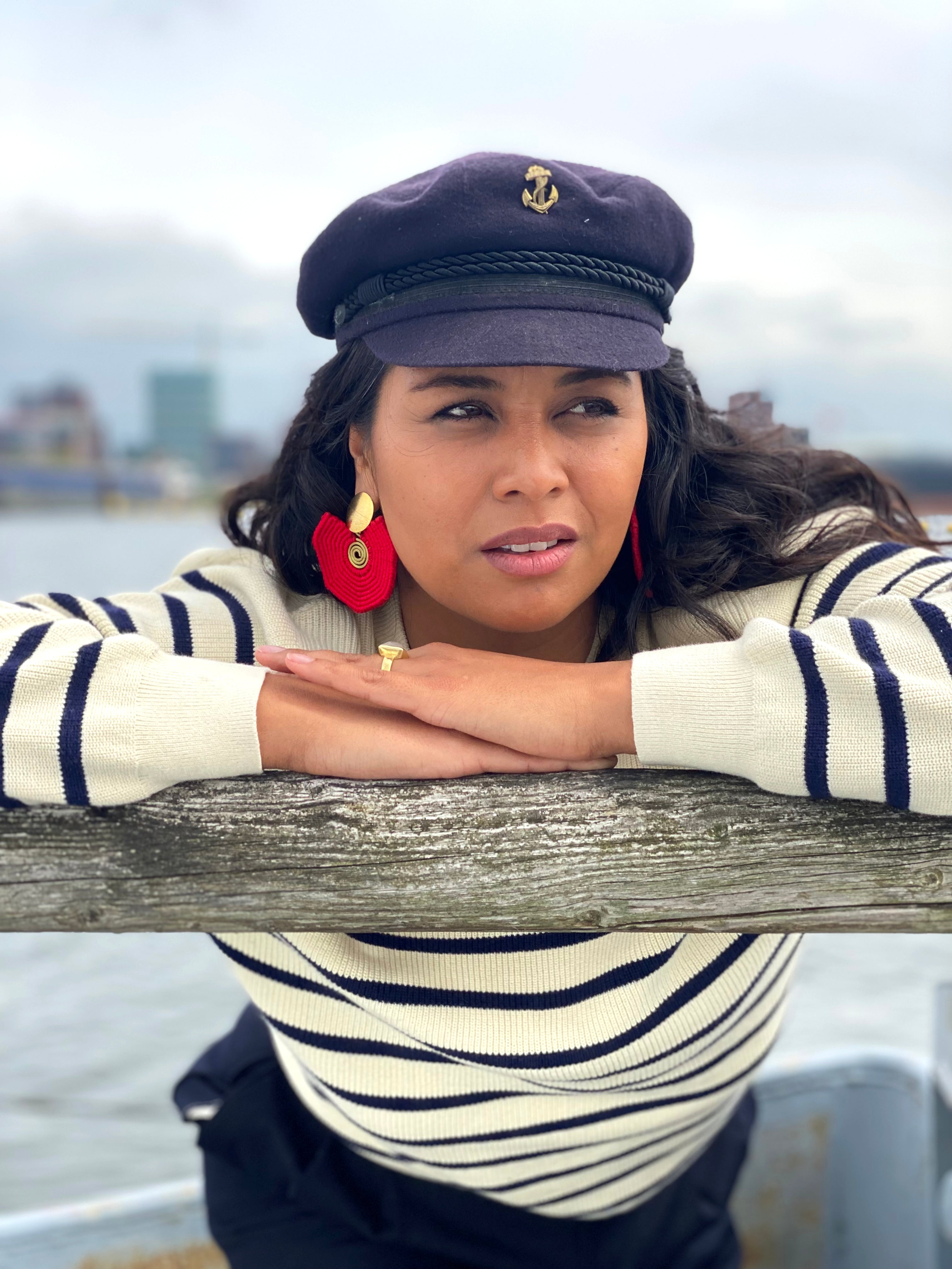 Navy wool sailor cap.
