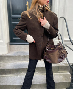 Brown Prada bag DAL 1813.